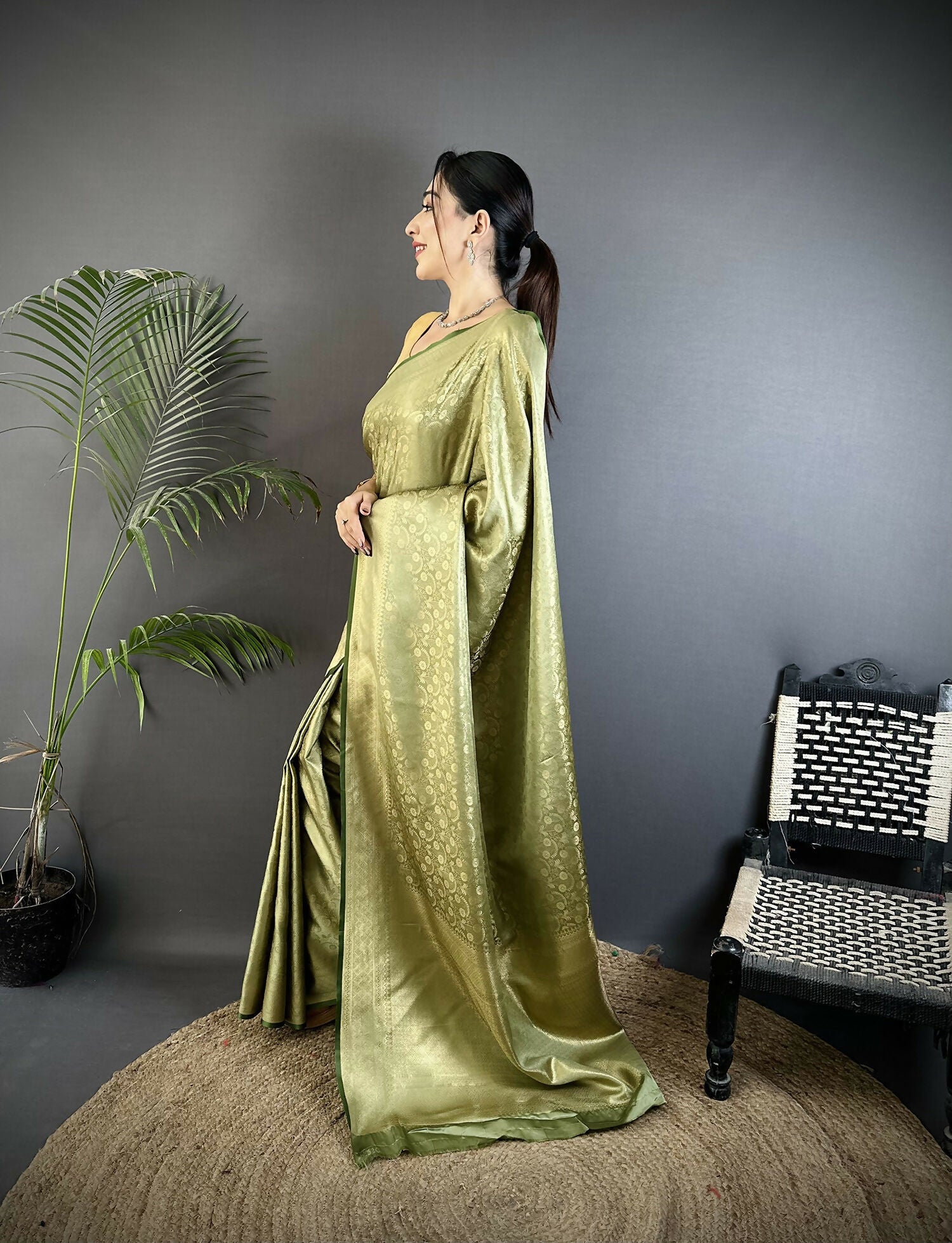 Olive Green Floral & Paisley Motif Soft Satin Silk Banarasi Saree