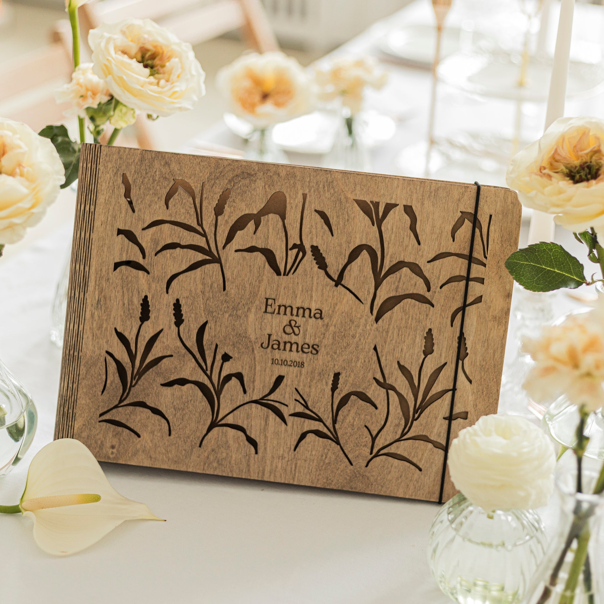 Round Acrylic Wedding Guest Book Sign - Elegant Keepsake