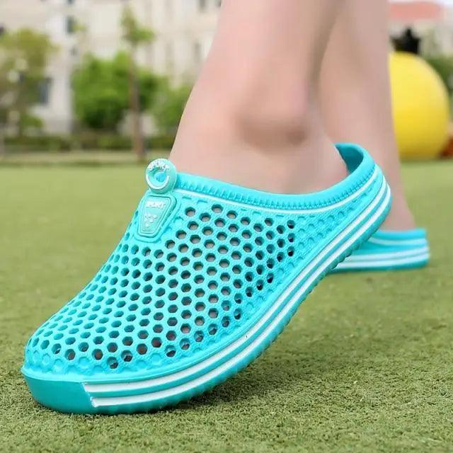 Unisex Hollow Out Garden Clogs Sporty Beach Slippers