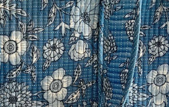 Quilted Cotton and Polyester Tote Bag for Everyday Essentials