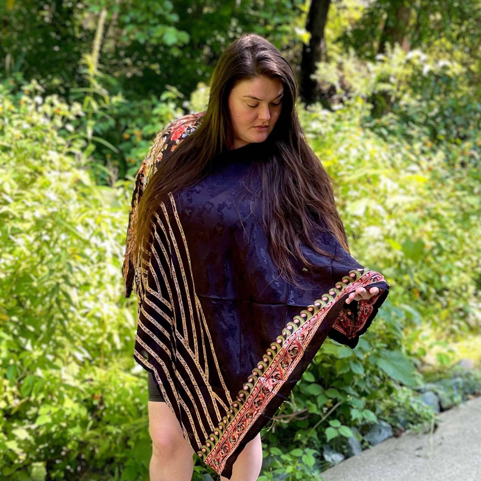 Upcycled Sari Hooded Poncho: Eco-Friendly Bohemian Fall Layer