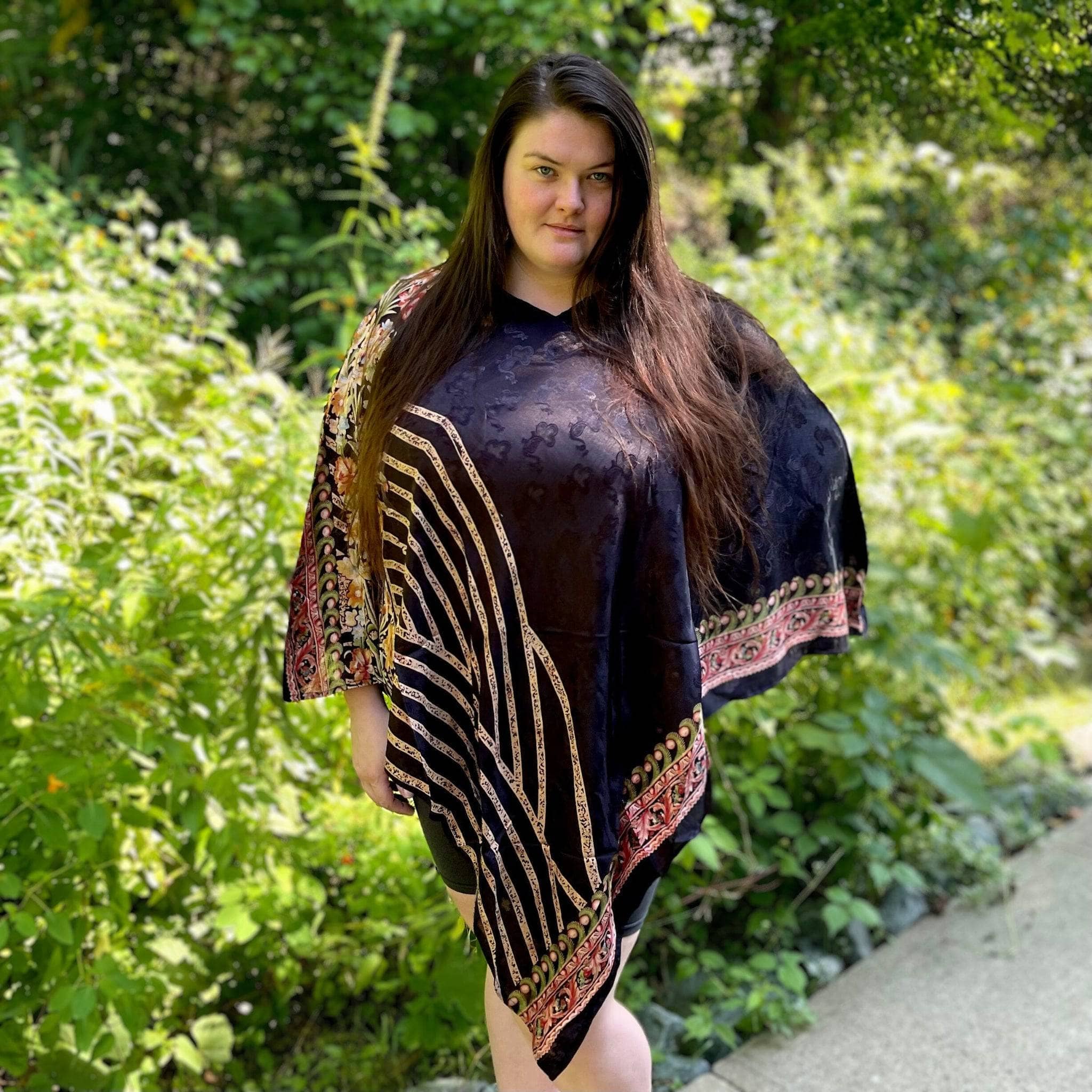 Upcycled Sari Hooded Poncho: Eco-Friendly Bohemian Fall Layer