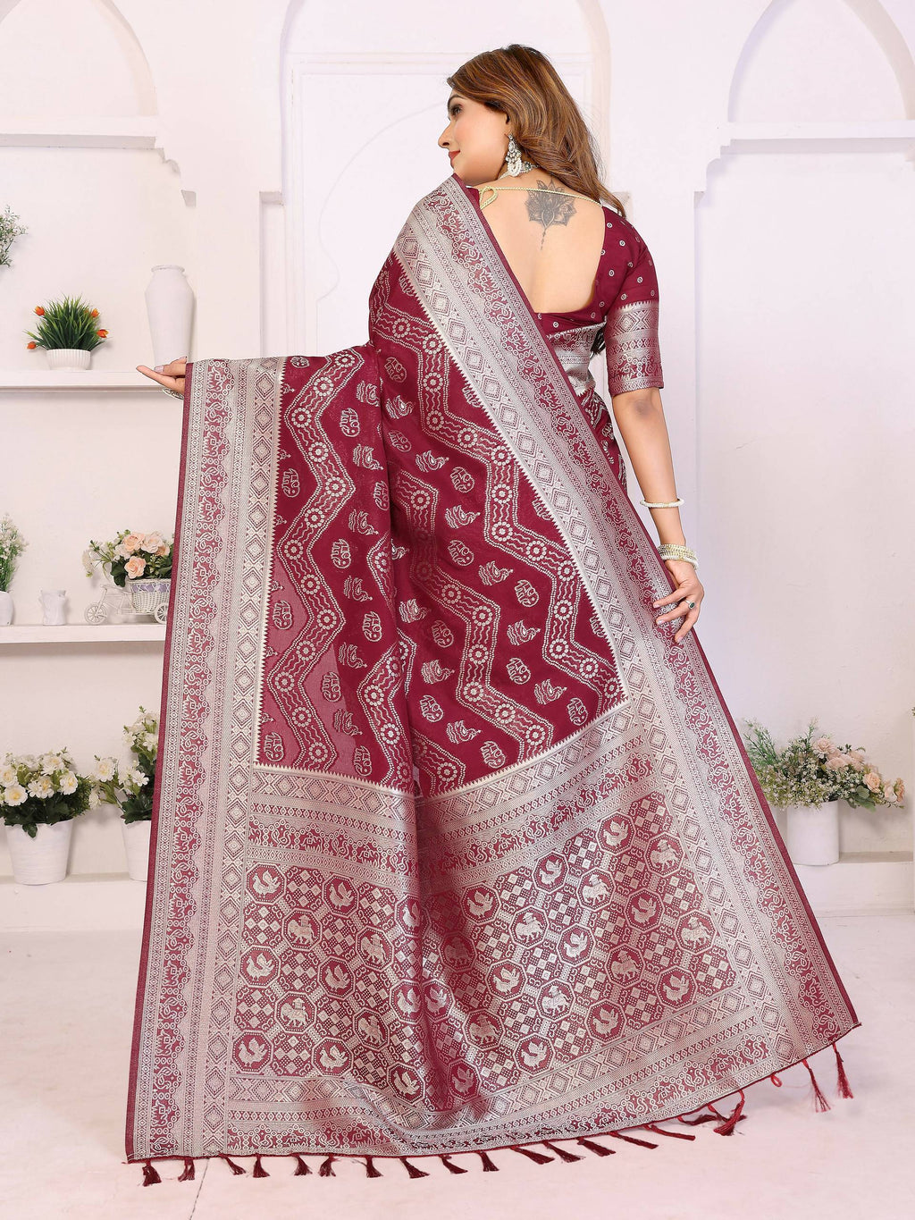 Maroon Georgette Silk Leheriya Saree with Zari Weaving