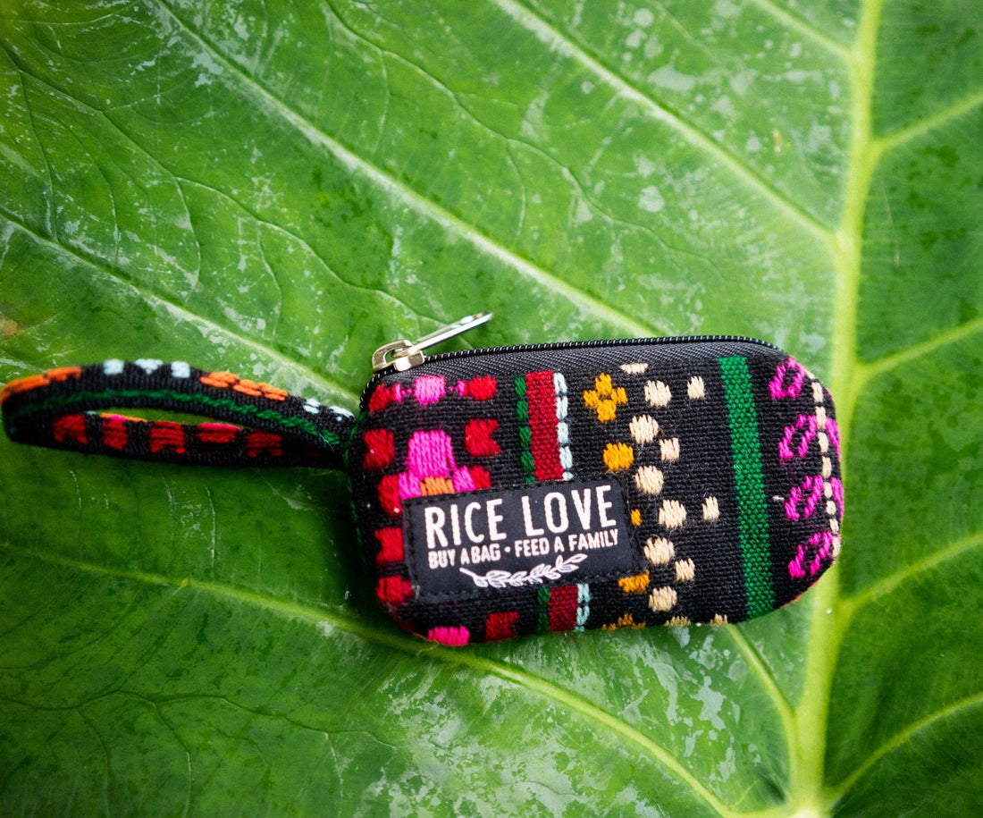 Woven Fabric Coin Purse with Wrist Strap Small Zipper Pouch - Image 3