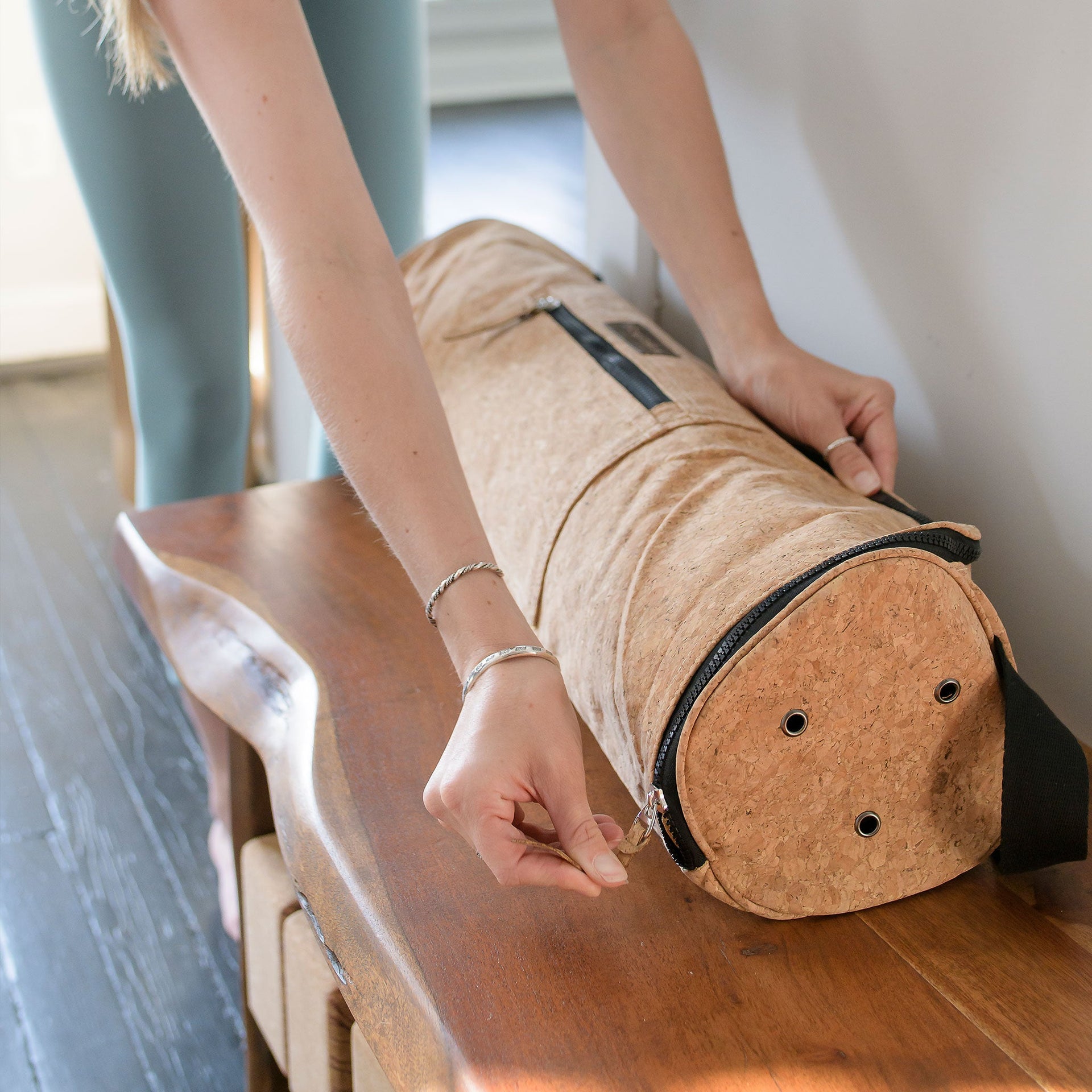 Eco-Friendly Cork Yoga Mat Carrier Bag with Exterior Storage Pockets