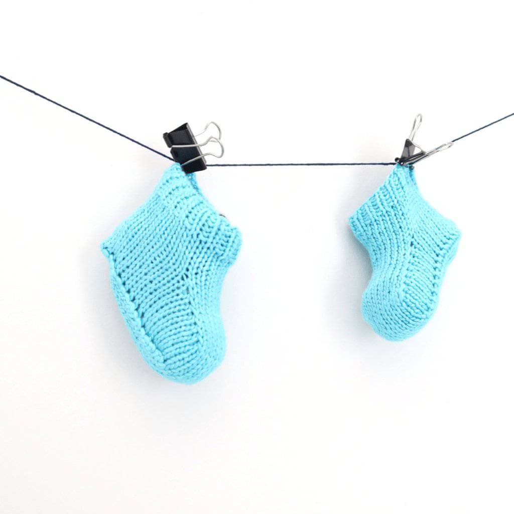 Cotton Candy Baby Booties Knitting Pattern (3-24 Months)