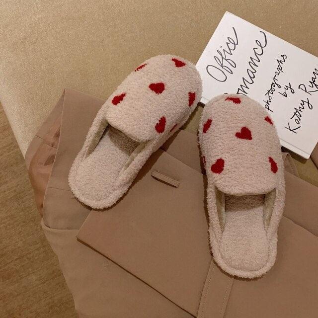 Women's Heart Print Plush Slippers – Cozy White & Red Indoor Shoes