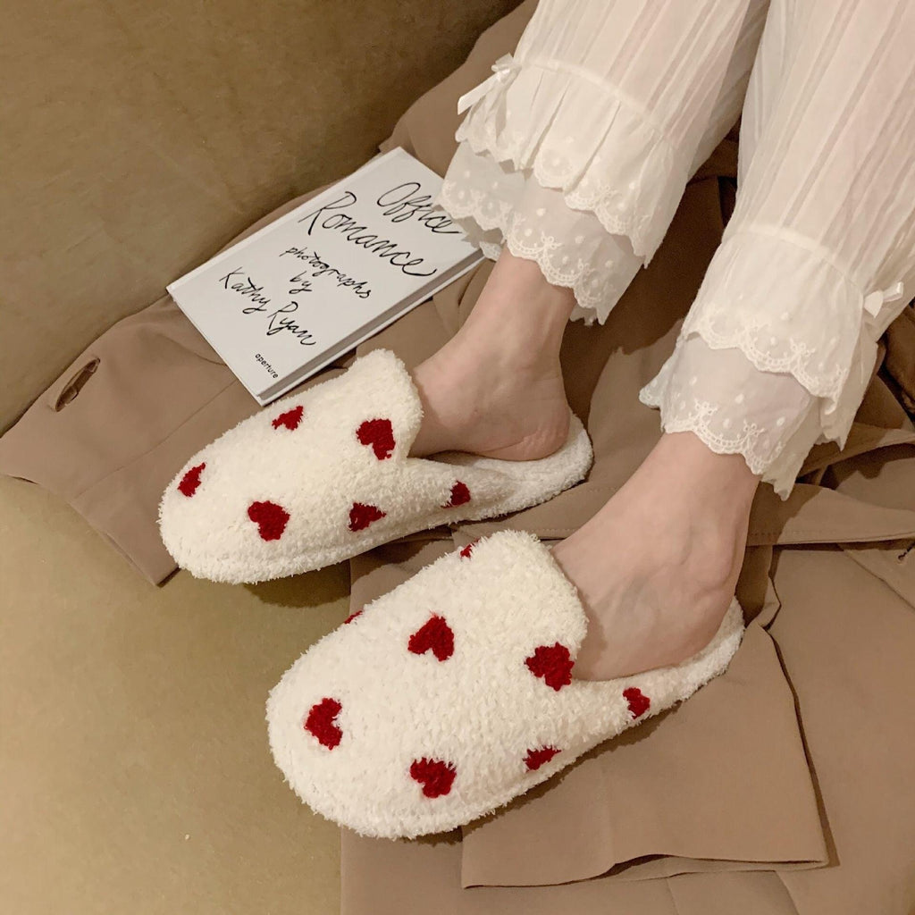 Women's Heart Print Plush Slippers – Cozy White & Red Indoor Shoes