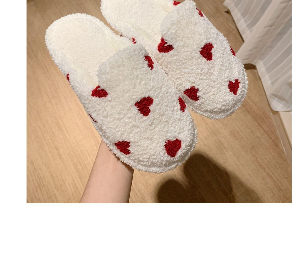 Women's Heart Print Plush Slippers – Cozy White & Red Indoor Shoes