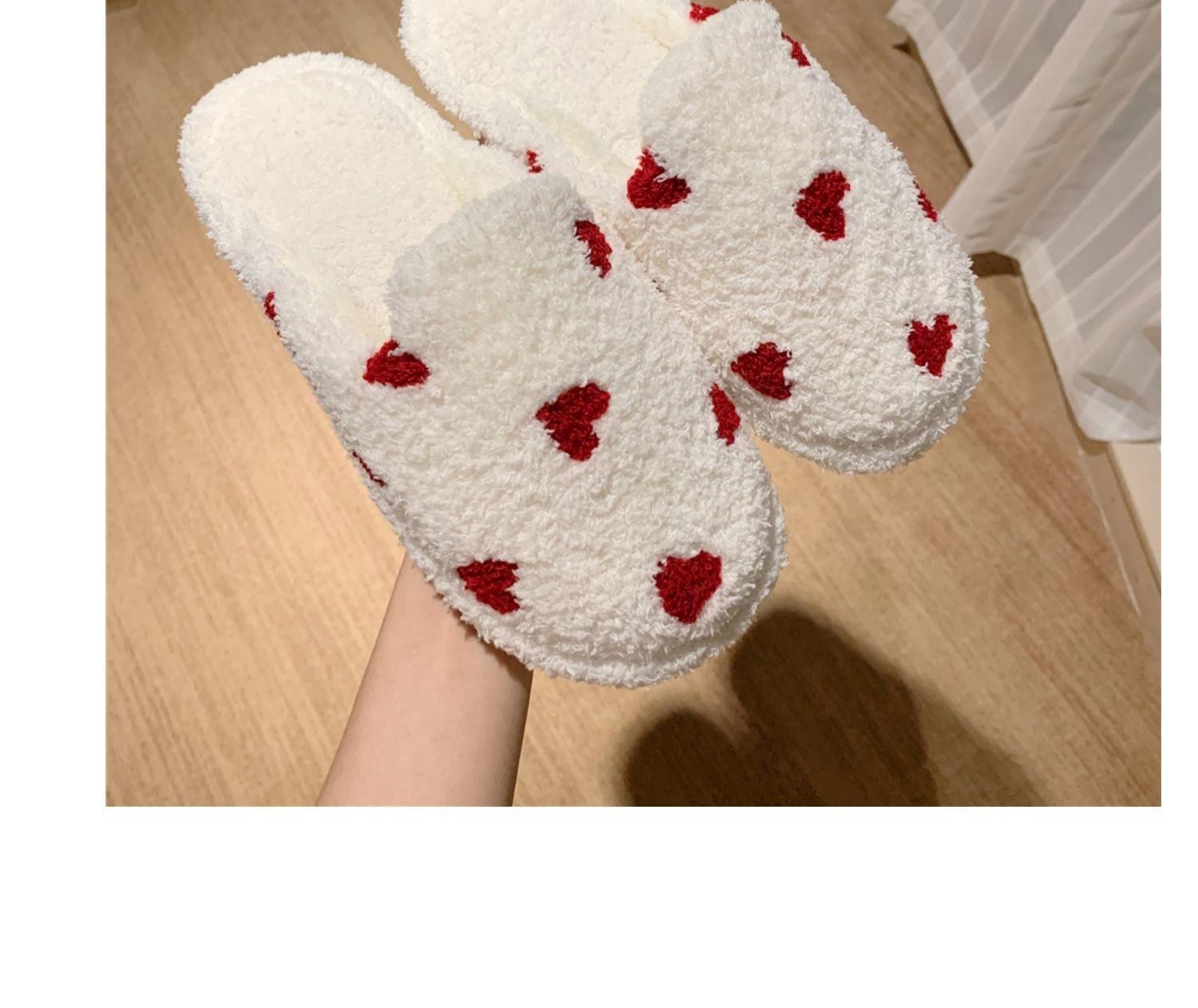Women's Heart Print Plush Slippers – Cozy White & Red Indoor Shoes