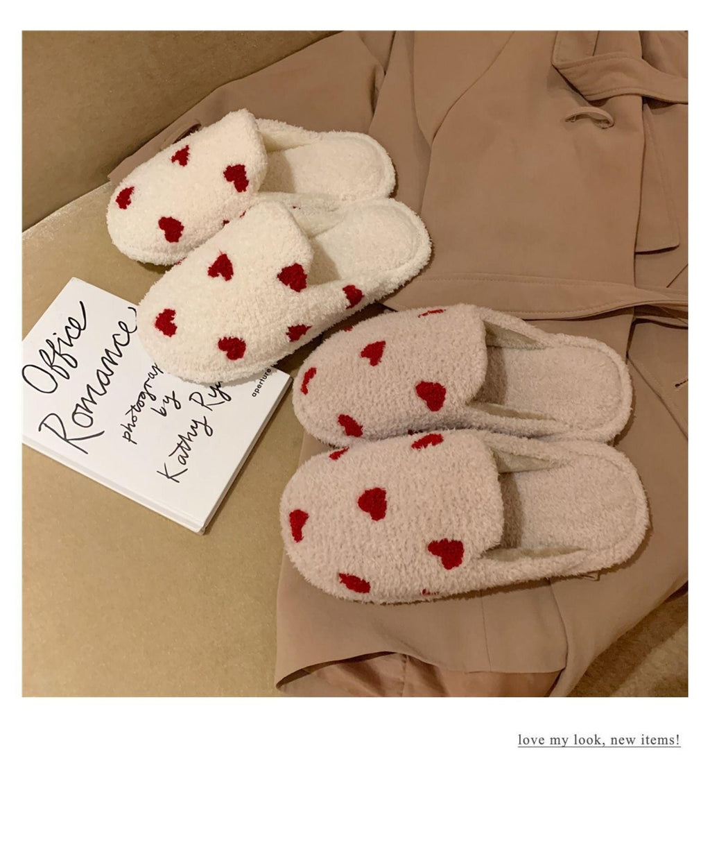 Women's Heart Print Plush Slippers – Cozy White & Red Indoor Shoes