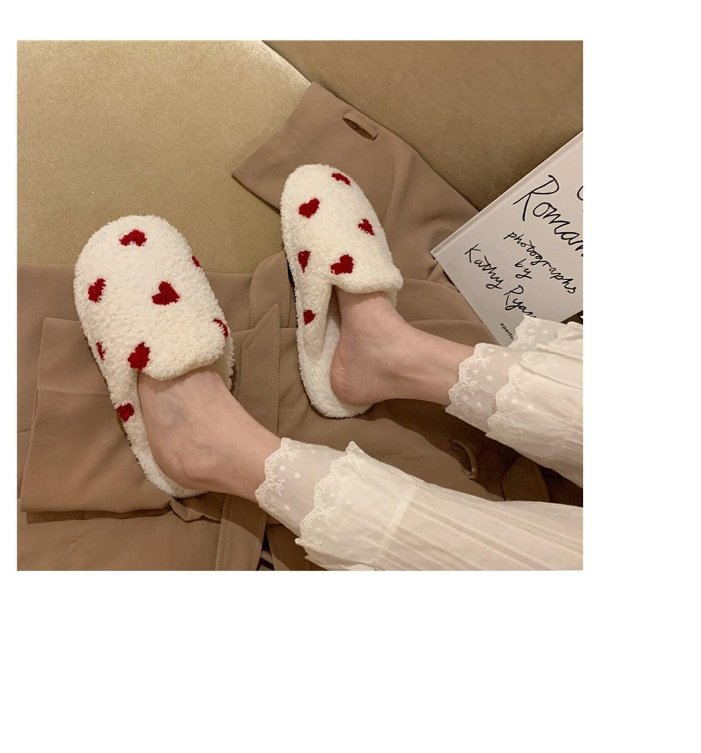 Women's Heart Print Plush Slippers – Cozy White & Red Indoor Shoes