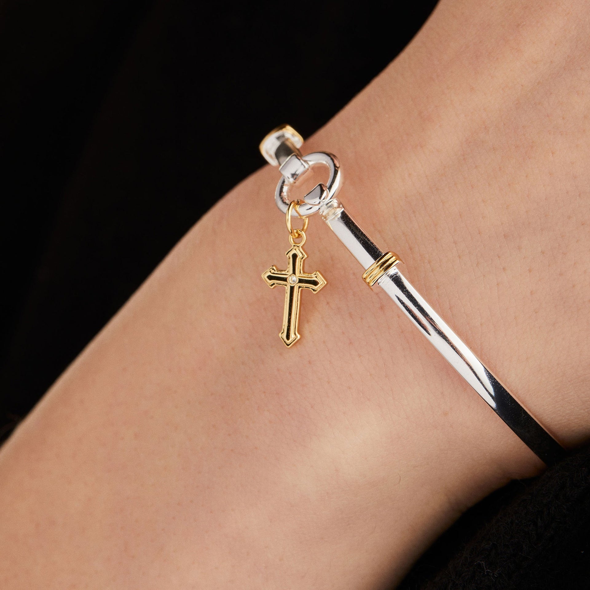 Two-Tone Cross Clip Bangle in Minimalist Religious Design