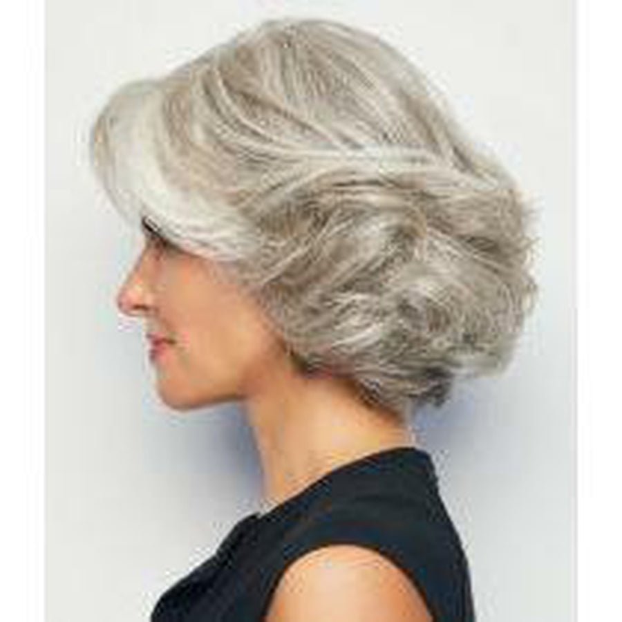 Crowd Pleaser Short Wavy Wig with Side-Swept Bangs