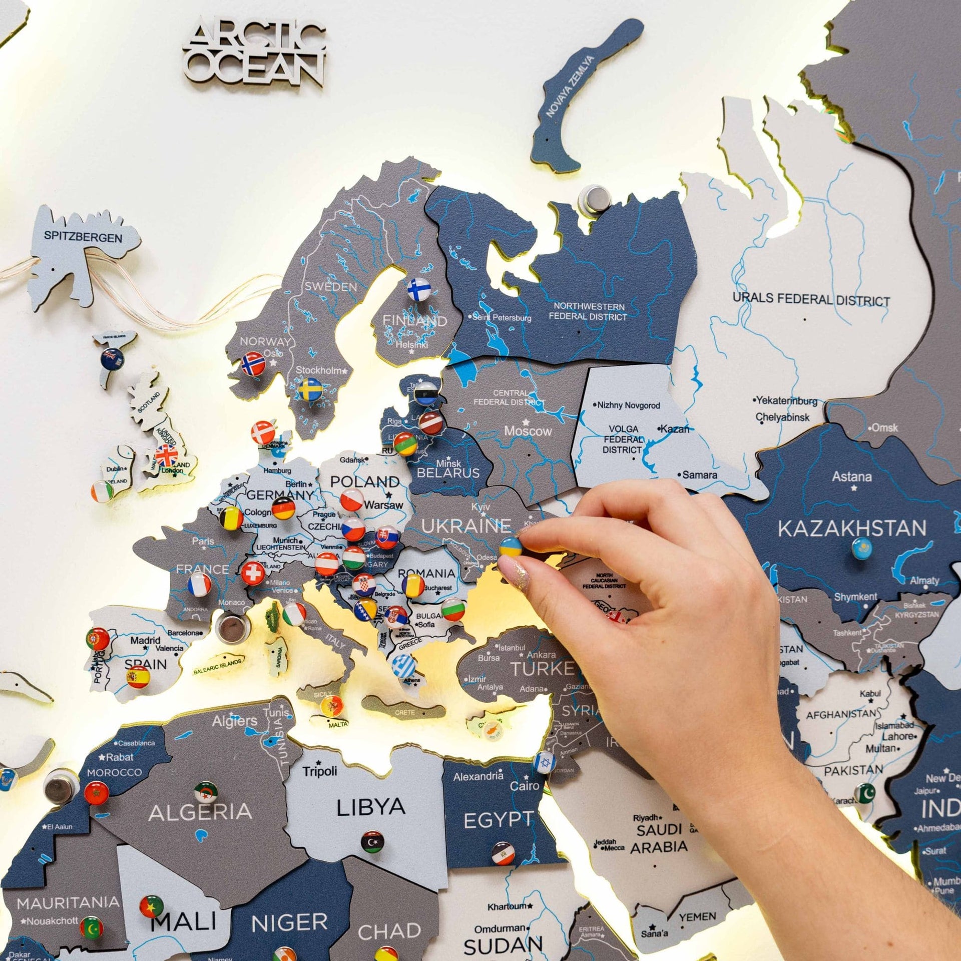 3D Luminous Wooden World Map 3.0 with LED Backlight & Smart Sync