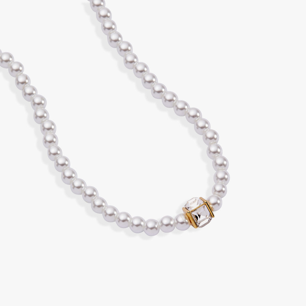 Crystal and Pearl Beaded Necklace in White and Gold for Women