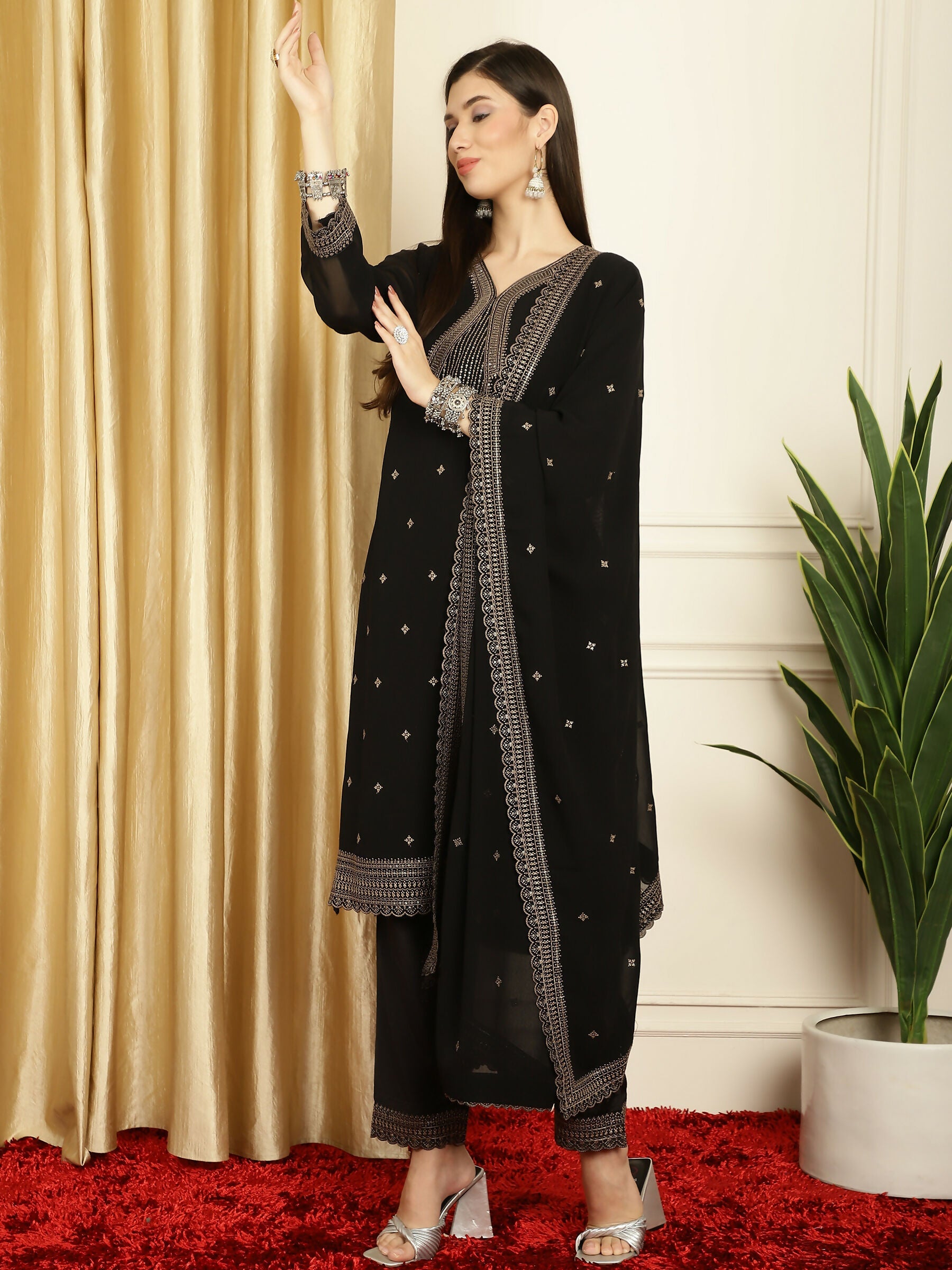 Women's Black Georgette Straight Kurta Set with Resham & Sequin Work