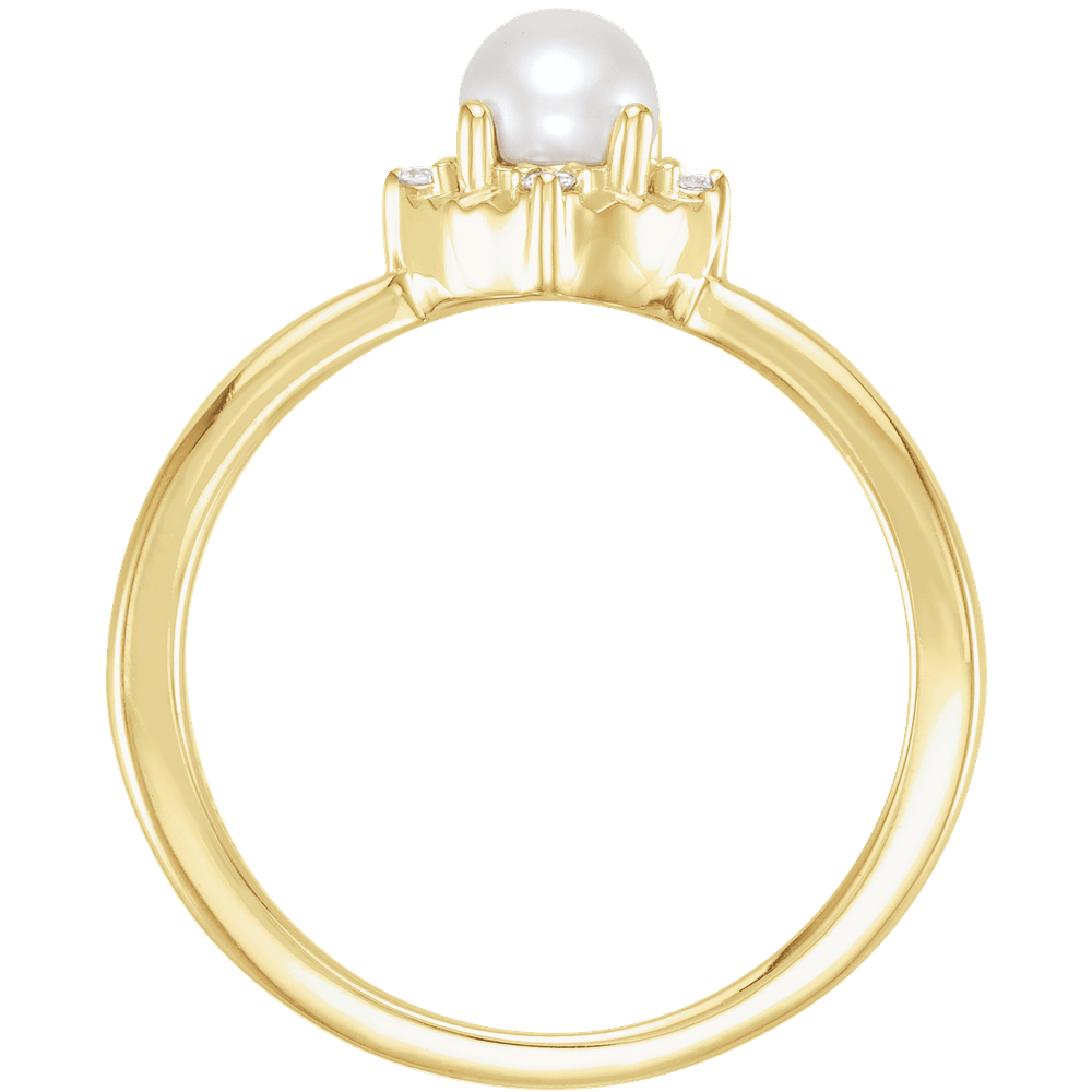 Pearla Diamond Halo Ring with Luminous Freshwater Pearl in Gold