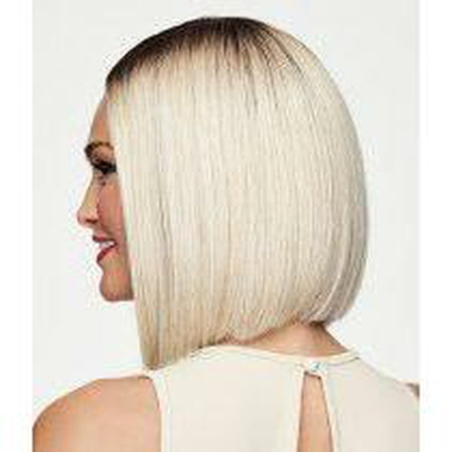 Current Events Modern Polished Layered Wig