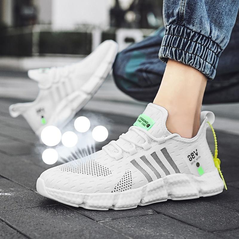 Lightweight Breathable Mesh Men's Athletic Running Sneakers