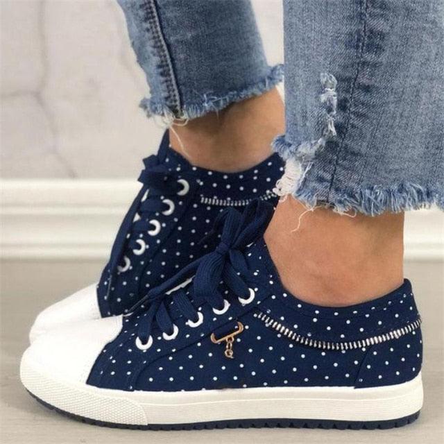 Women's blue knitted mesh platform sneakers with lace-up detail