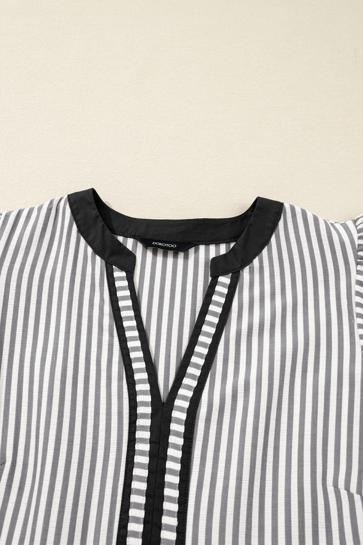 Stripe Contrast V-Neck Flutter Sleeve Midi Dress