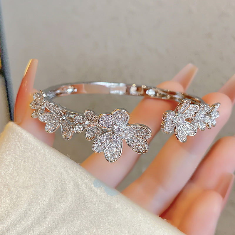 Three Flower Zirconia Open Bracelet For Women, 18K Gold, Six Flower Three-Leaf Zirconia Inlaid Bracelet, Open Bracelet