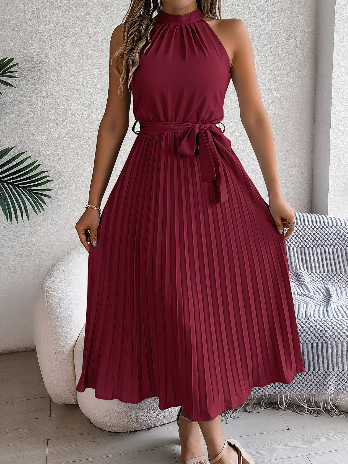 Elegant Sleeveless Midi Dress in Pink, Burgundy, and Black
