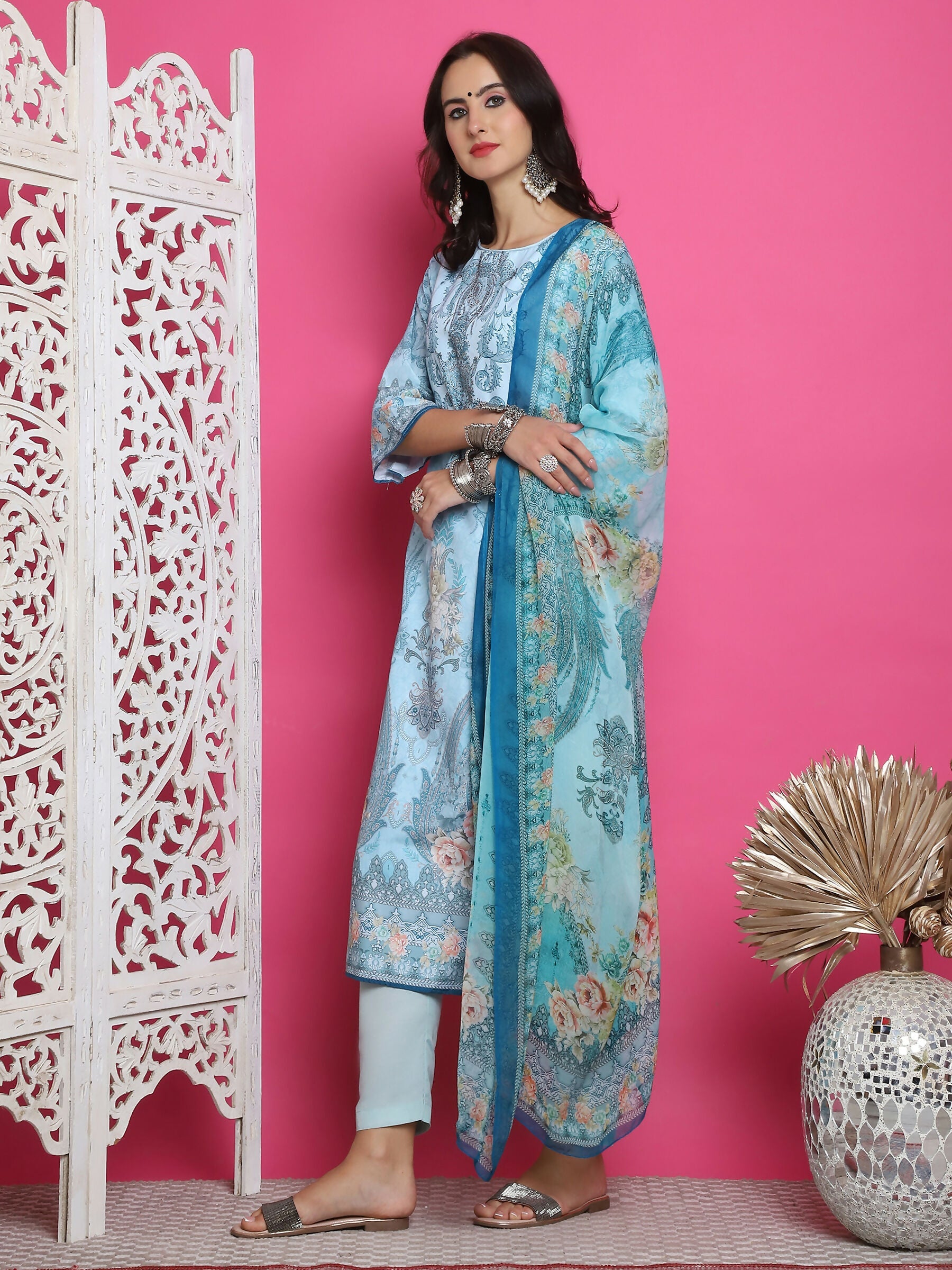 Women's Turquoise Satin Digital Print Kurta Set with Crystal
