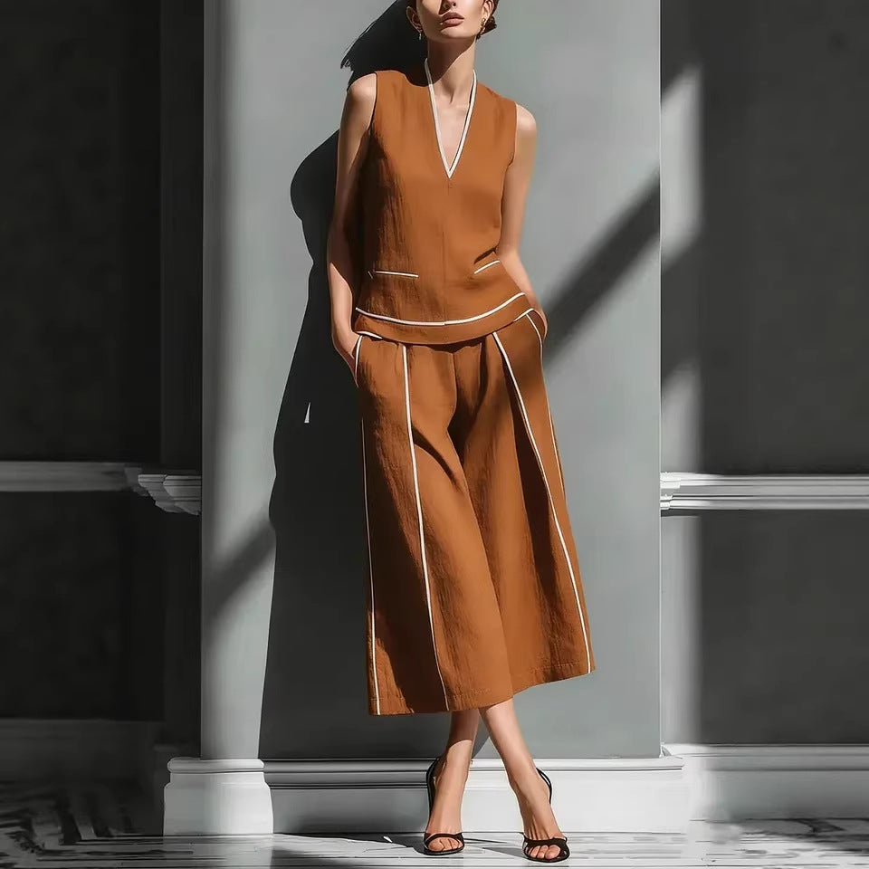 Women's Sleeveless Linen V-Neck Top and Cropped Pants Set