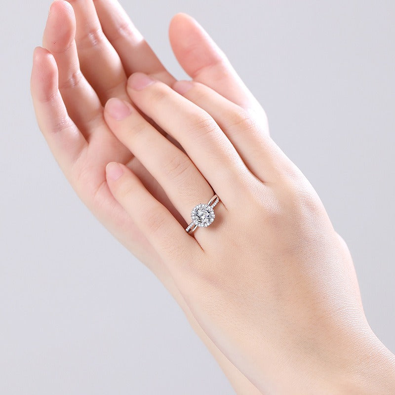 Sterling Silver Snowflake Ring with Zircon Gemstone Jewelry