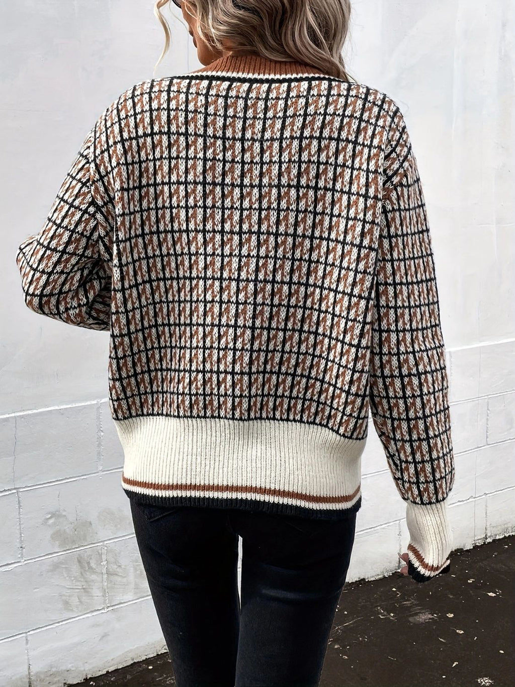 Women's Plaid V-Neck Button Up Knit Cardigan - Image 2