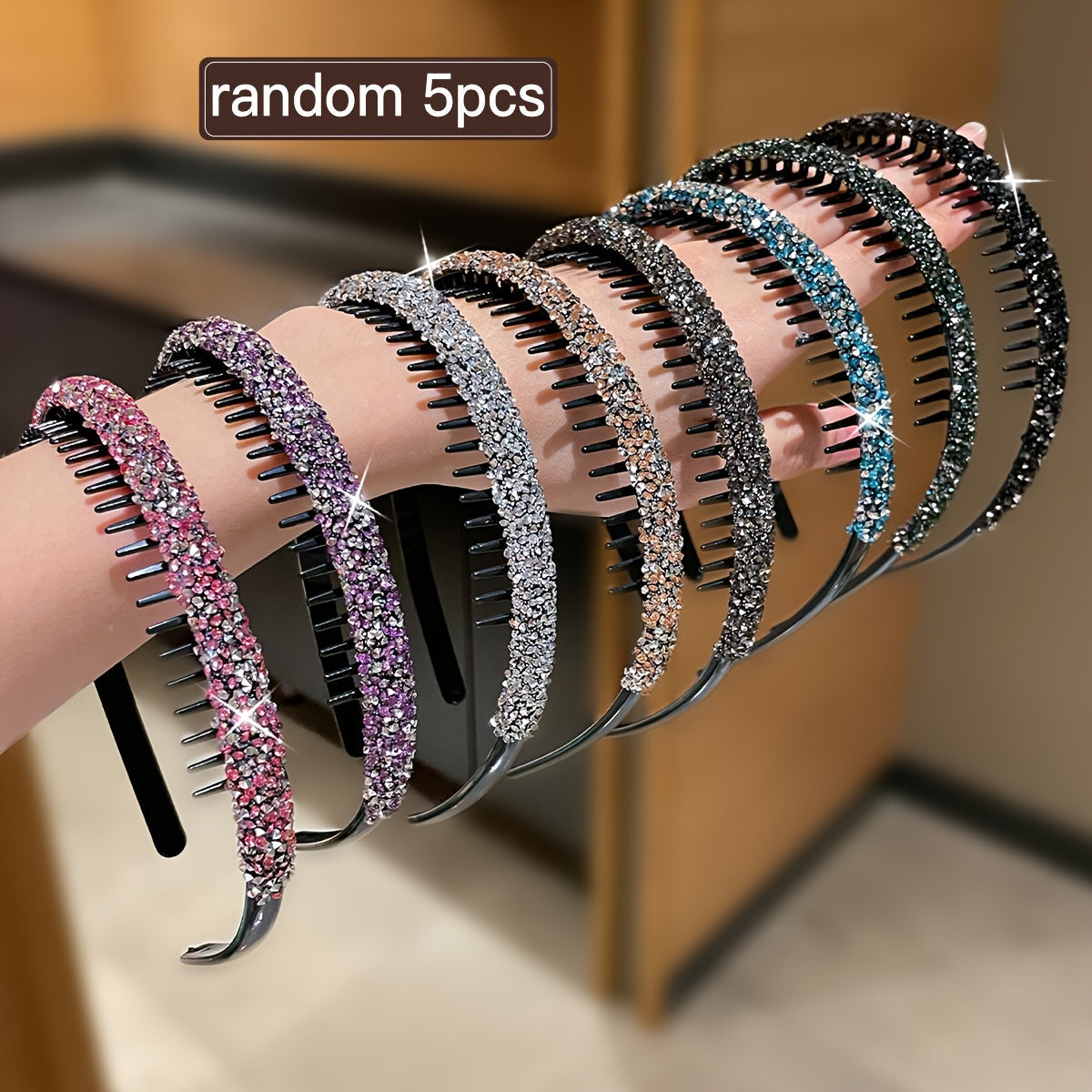 A Set of 5 Random Colorful And Glamorous Hairbands for Women