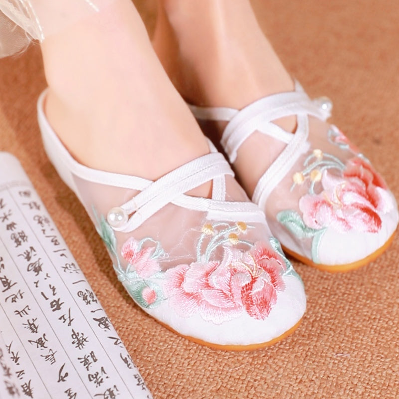 Floral Embroidered Mesh Flats – Breathable Hollow-Out Retro Shoes