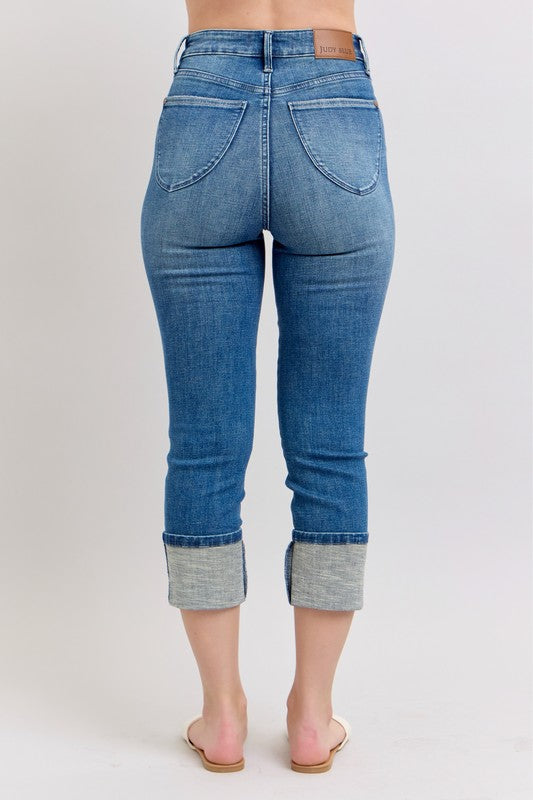 Judy Blue Skinny Cuff Capris Jeans with Pockets