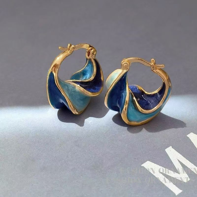 French Vintage Spiral Texture Earrings Enamel Oil Drip Detail