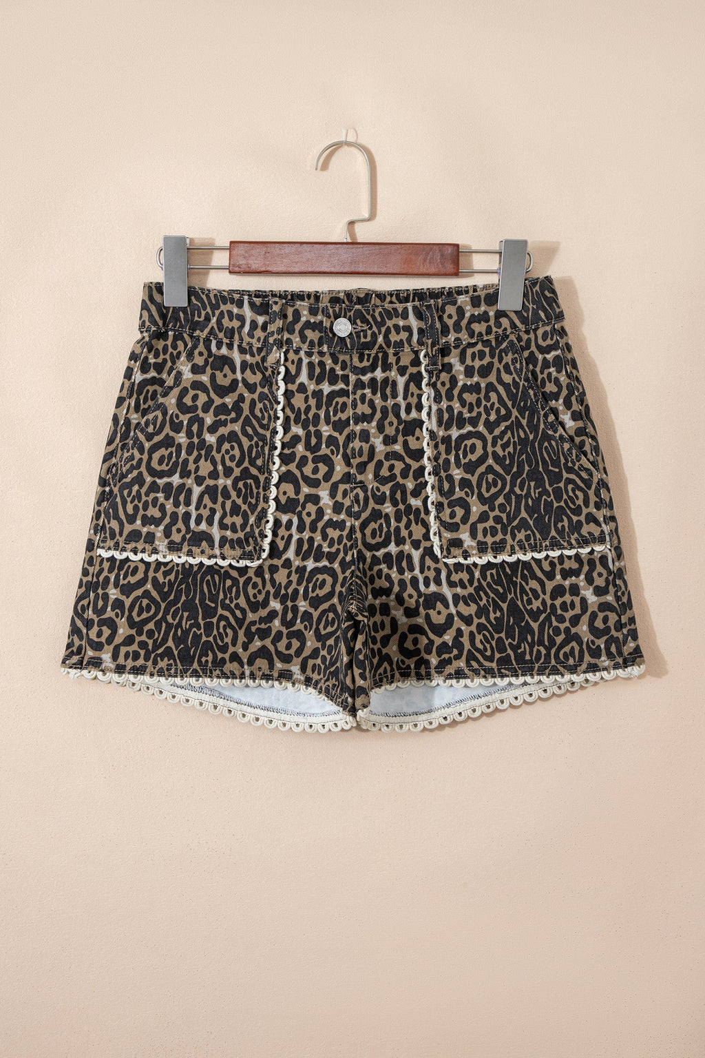 Leopard Contrast Scallop Lace Trim Denim Shorts