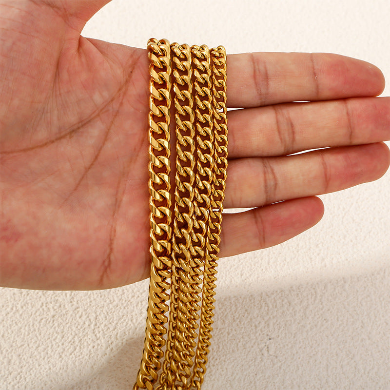 A Stylish Versatile Round-brushed Minimalist Bracelet