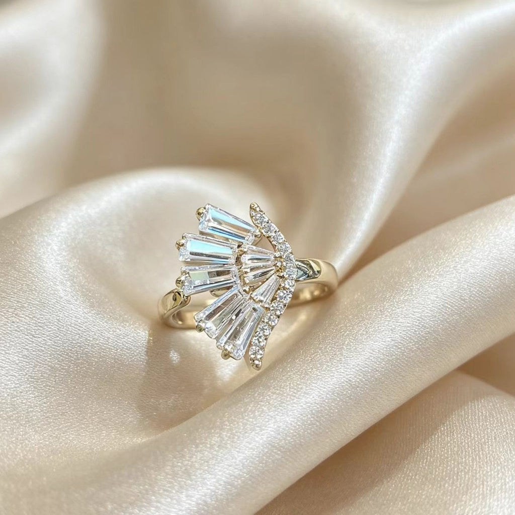Personalized Rhombus Zircon Ring in Gold or Silver