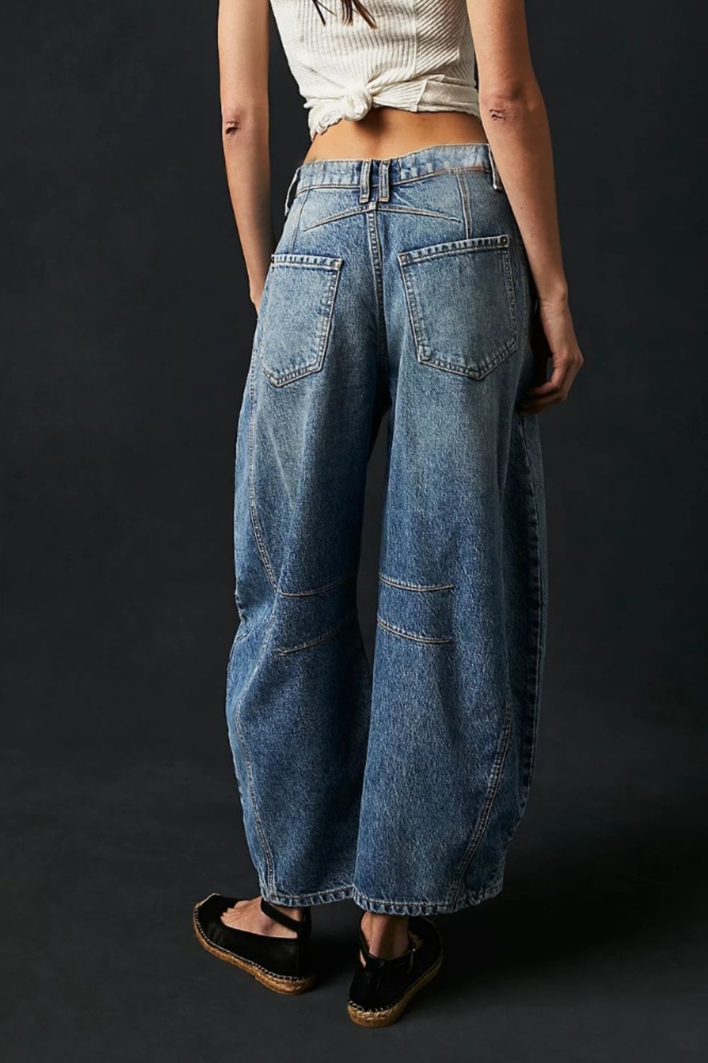 Blue Wide Leg Barrel Jeans with Functional Pockets - Image 2