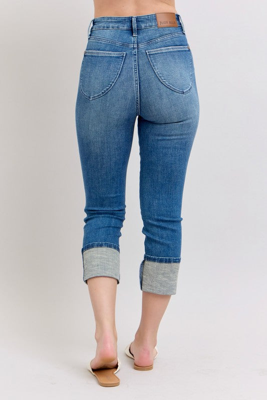 Judy Blue Skinny Cuff Capris Jeans with Pockets