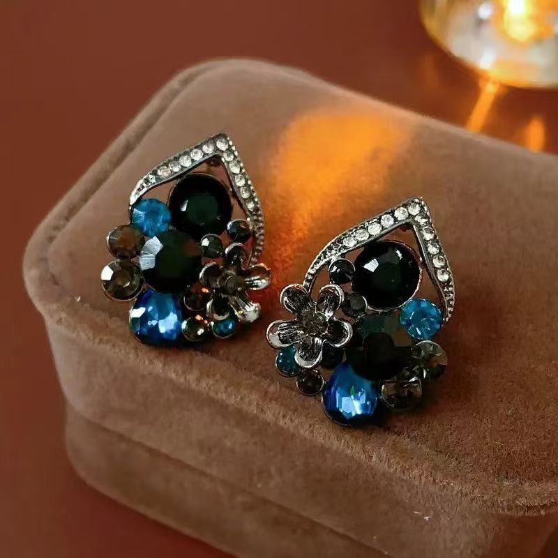 French Retro Square Studs Metal Enamel 3D Art Design