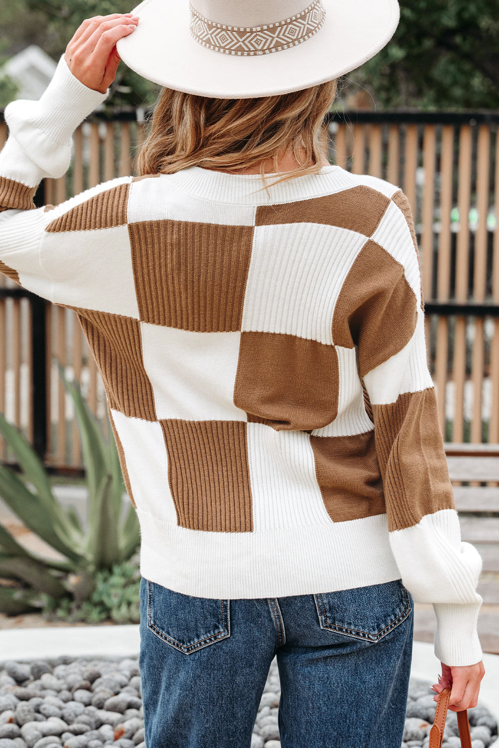 Checker Buttoned V-Neck Sweater Cardigan