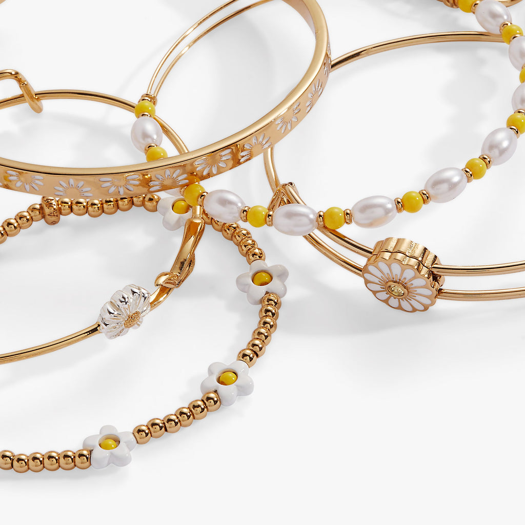Daisy Flower Beaded Bangle Set of 5 - Gold Bohemian Stack