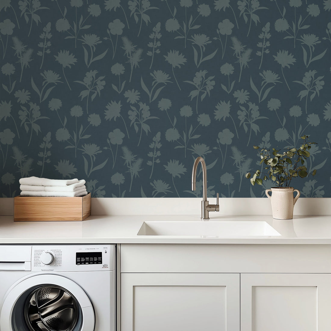Gwyneth Botanical Floral Peel and Stick Wallpaper in Green and Beige