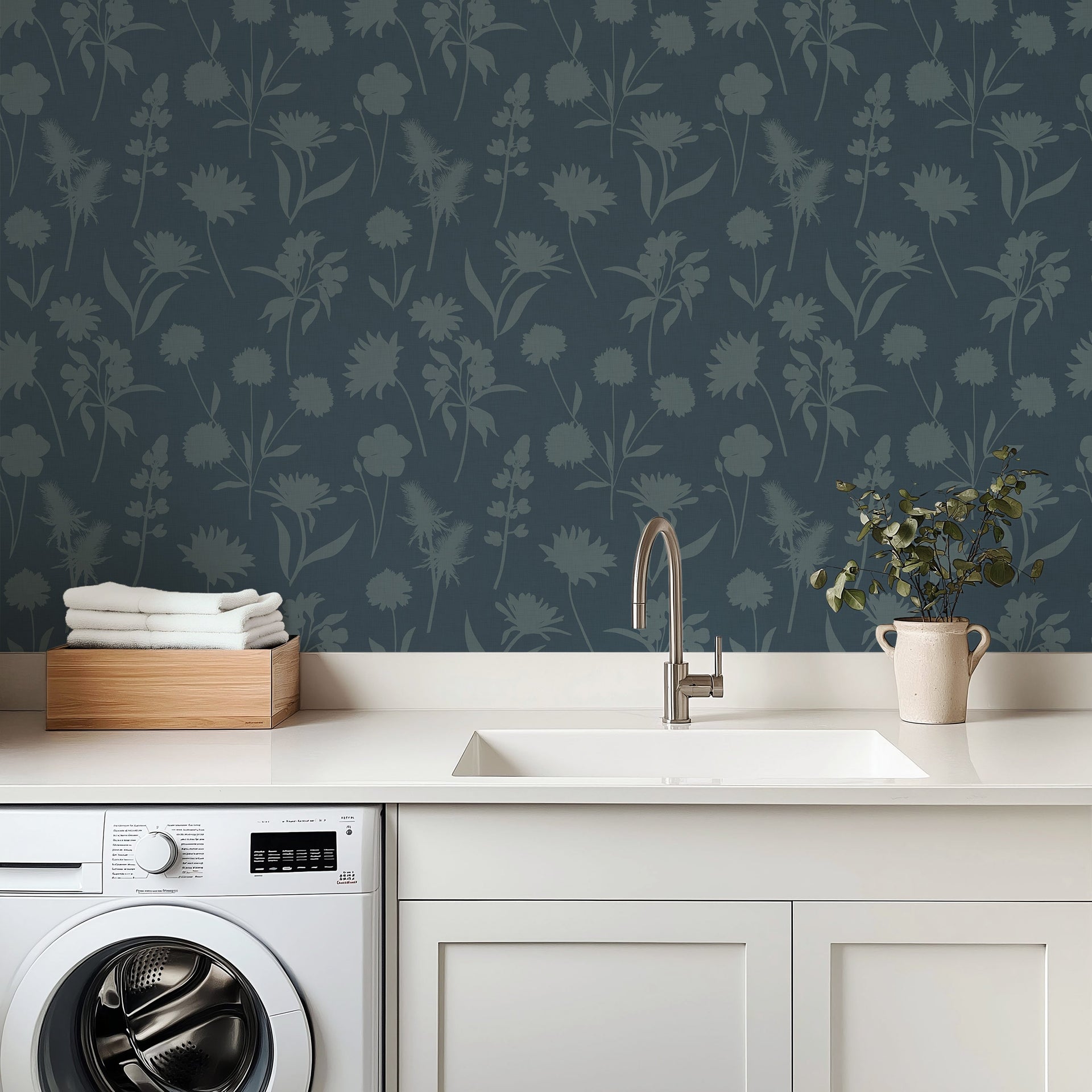 Gwyneth Botanical Floral Peel and Stick Wallpaper in Green and Beige