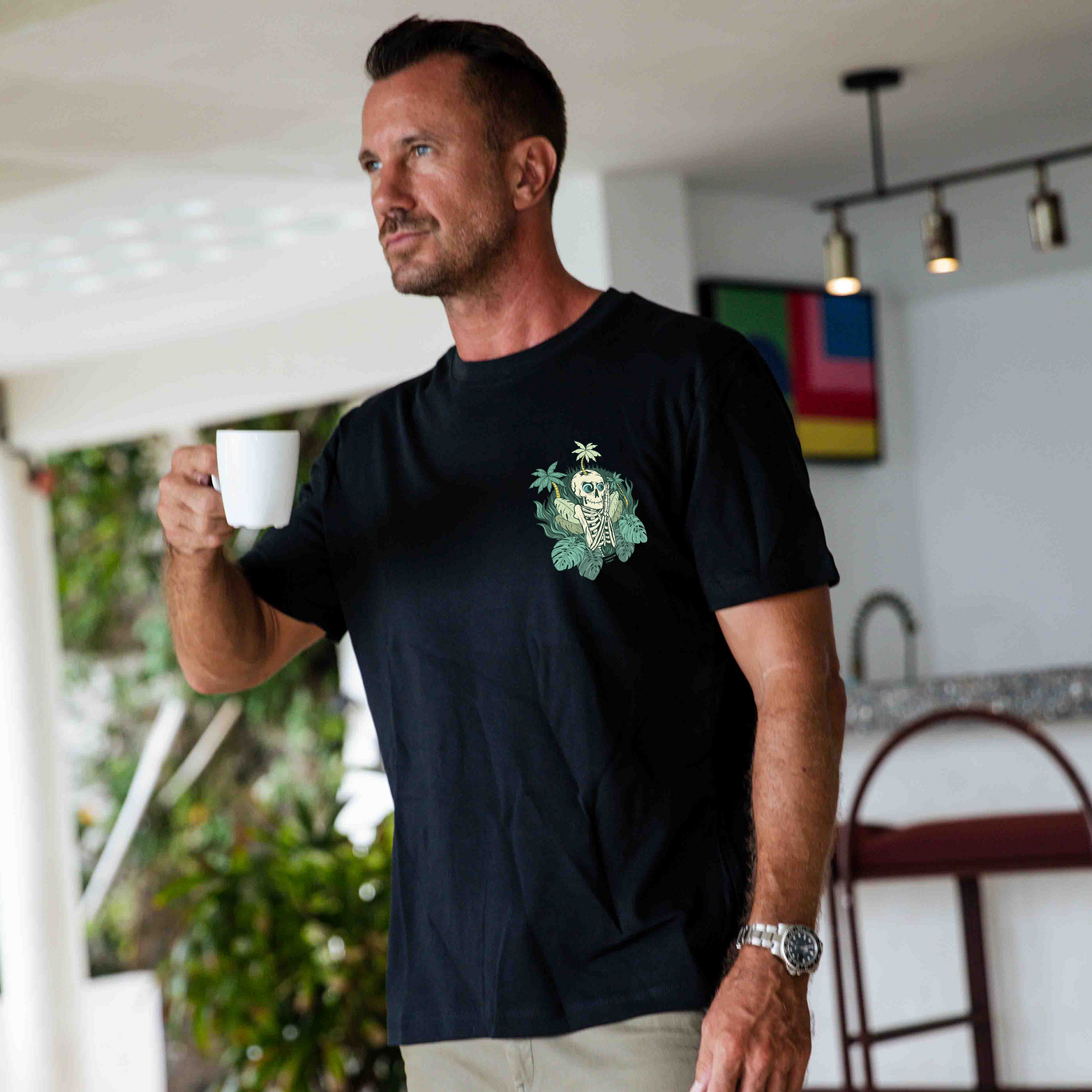 Mind Surfing Graphic Crew Neck T-Shirt in Black