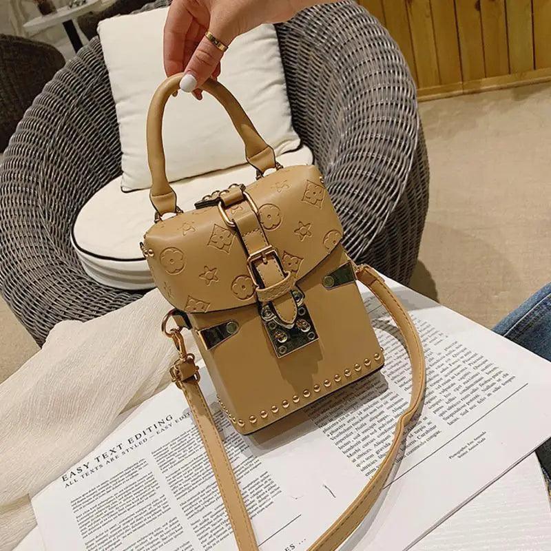Modern Leather Crossbody Bag for Women - Daily Streetwear Purse