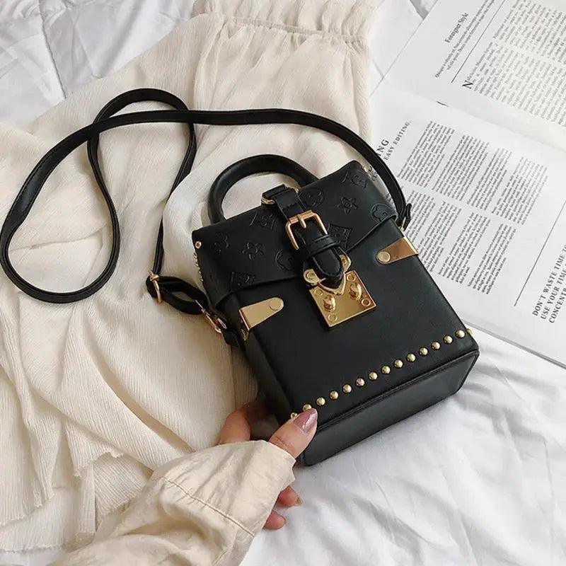 Modern Leather Crossbody Bag for Women - Daily Streetwear Purse