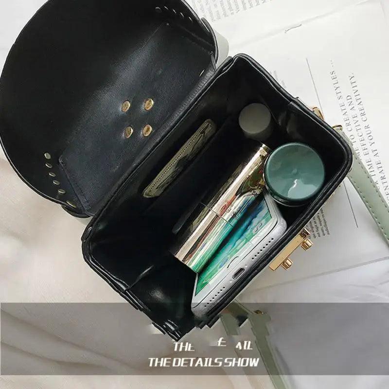 Modern Leather Crossbody Bag for Women - Daily Streetwear Purse